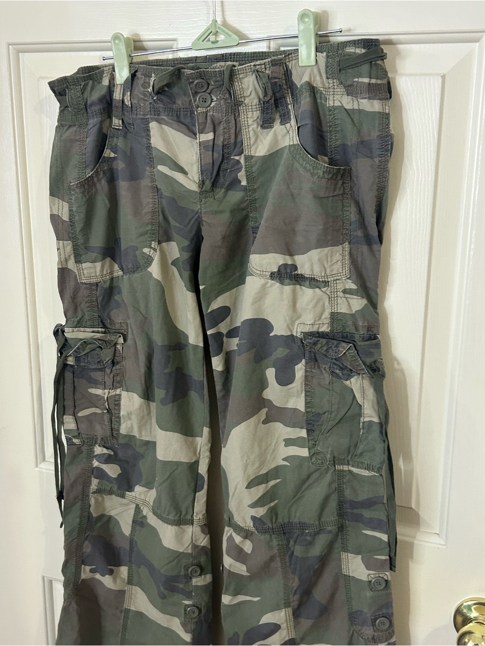 Vtg Y2K Hollister Low Rise Camo Cargo Pants Women’s Large - Picture 3 of 10